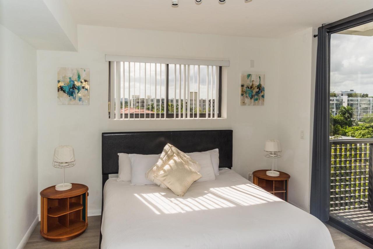 Moderno Residences By Bay Breeze Bay Harbor Islands Exterior foto
