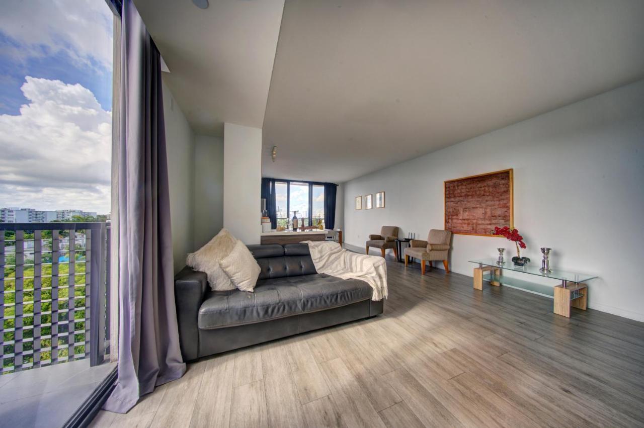 Moderno Residences By Bay Breeze Bay Harbor Islands Exterior foto